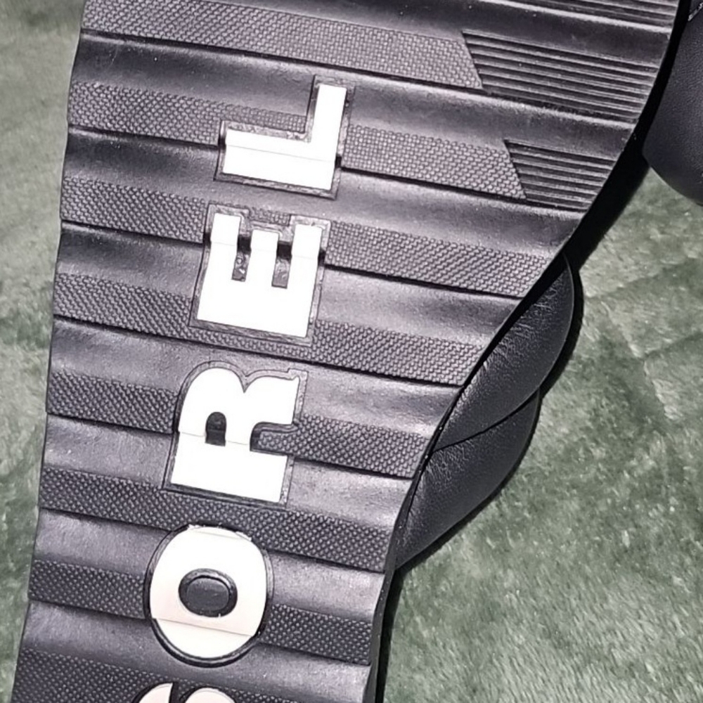 Sorel slippers $$$$$$